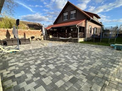 Eladó családi ház Siklós
