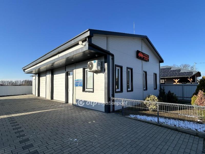 Eladó ipari terület Balkány