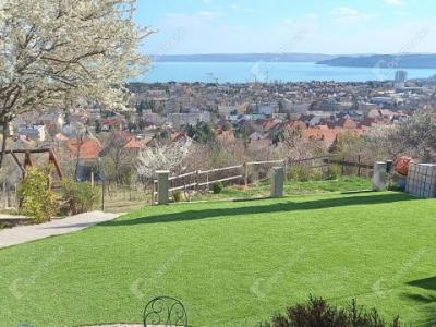 Eladó külterületi telek Balatonfüred