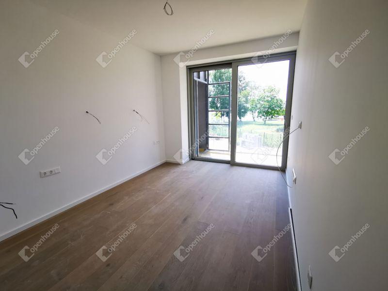 Eladó lakás Balatonkenese Balatonakarattya