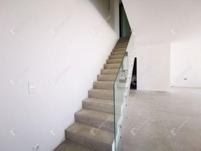 Eladó lakás Balatonkenese Balatonakarattya