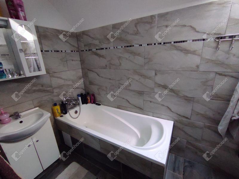 Eladó lakás Balatonfüred