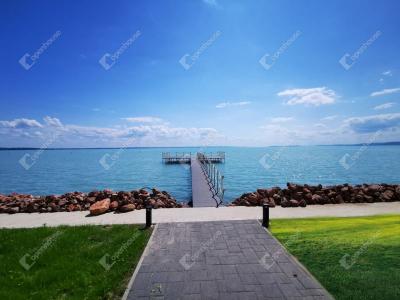 Eladó lakás Balatonkenese Balatonakarattya