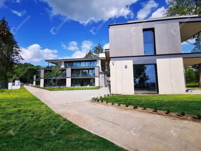 Eladó lakás Balatonkenese Balatonakarattya