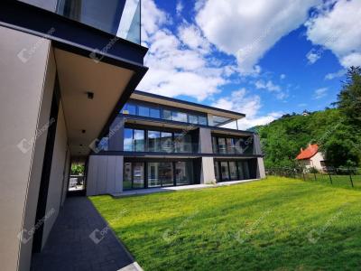 Eladó lakás Balatonkenese Balatonakarattya