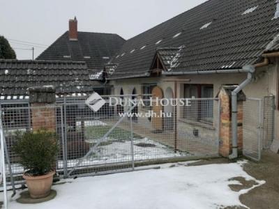 Eladó családi ház Pécs