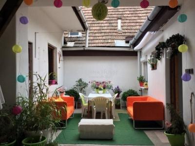 Eladó családi ház Vác