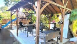 Eladó családi ház Mikepércs