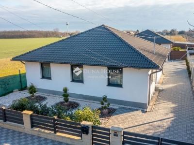 Eladó ikerház Majosháza