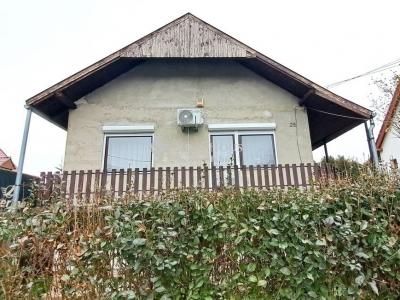 Eladó családi ház Mende
