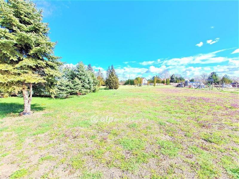 Eladó egyéb telek Cegléd