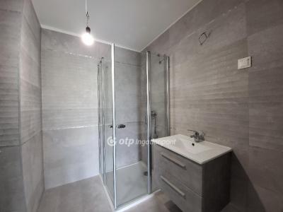 Eladó lakás Siófok