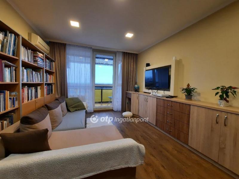 Eladó lakás Siófok