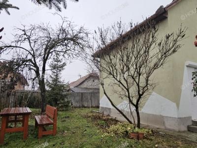 Eladó családi ház Kunszentmiklós
