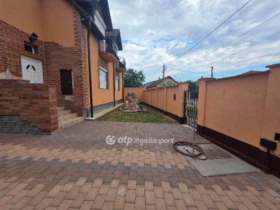 Eladó családi ház Hajdúszoboszló