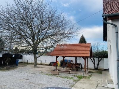 Eladó családi ház Pécs