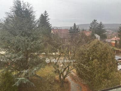 Eladó családi ház Budapest