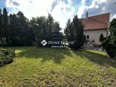 Eladó családi ház Budapest