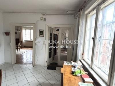 Eladó családi ház Budapest