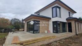 Eladó családi ház Szeged