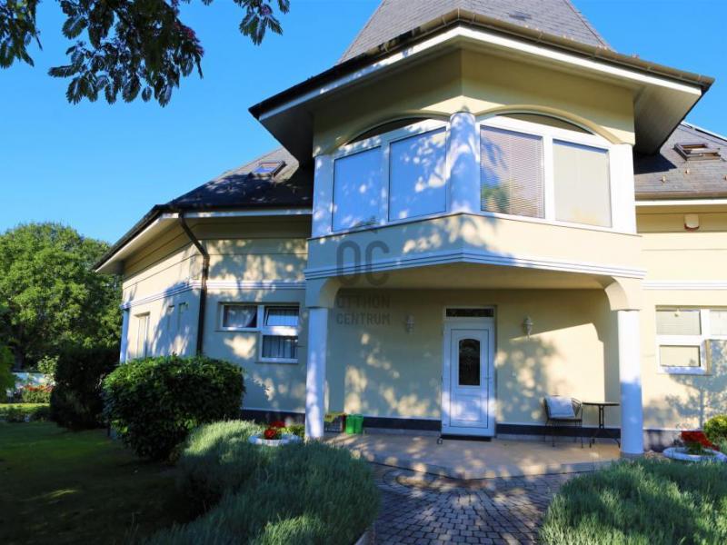 Eladó családi ház Siófok