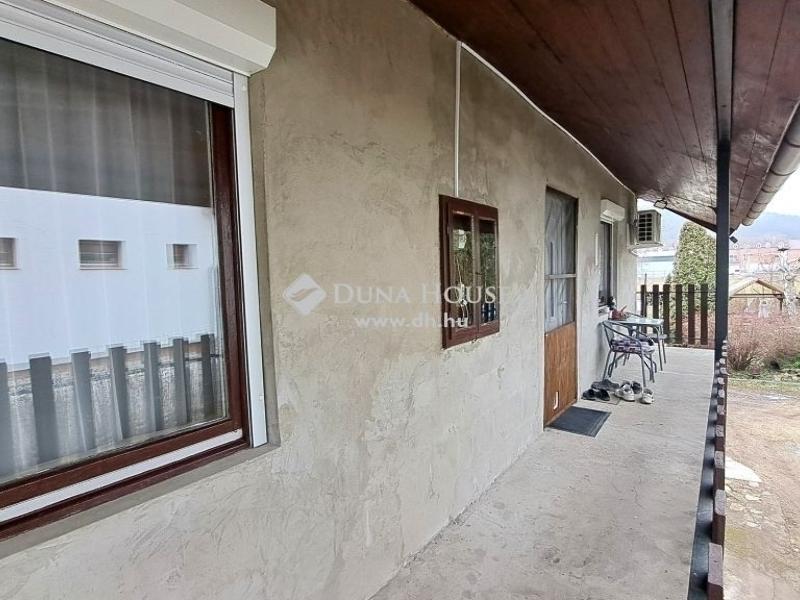Eladó családi ház Mende