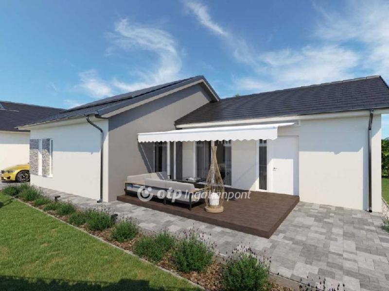 Eladó családi ház Ajka