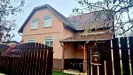 Eladó családi ház Délegyháza