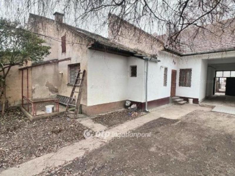 Eladó házrész Budapest