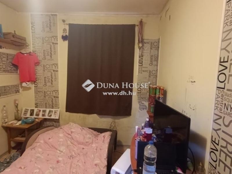 Eladó családi ház Tápiószele