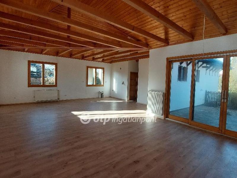 Eladó családi ház Ostoros