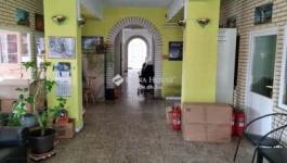 Eladó műhely Monor