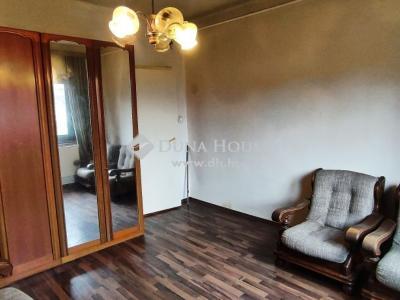 Eladó családi ház Újrónafő