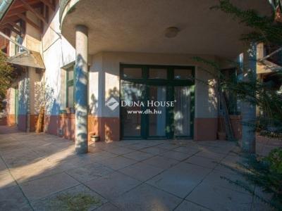 Eladó családi ház Budapest