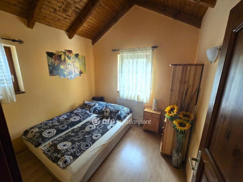 Eladó nyaraló Balatonőszöd
