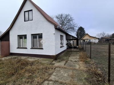 Eladó családi ház Halásztelek