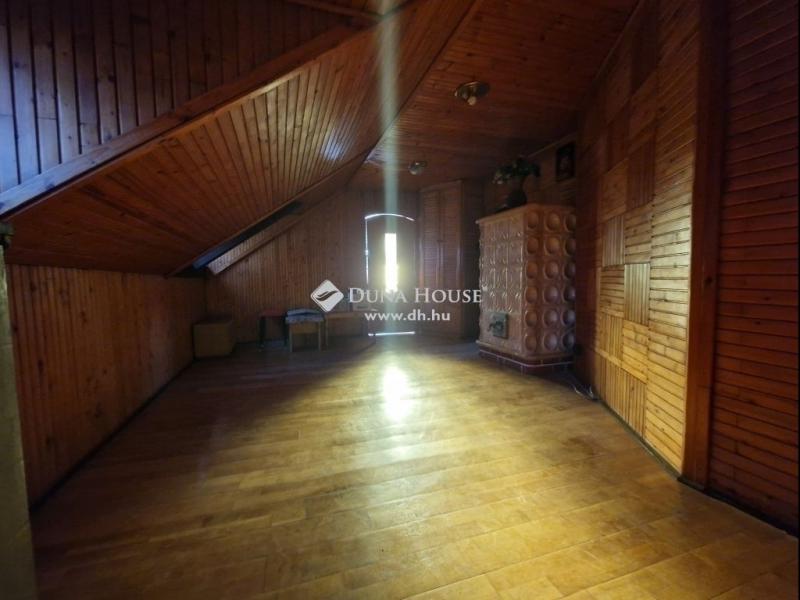 Eladó családi ház Budapest