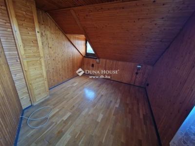 Eladó családi ház Budapest