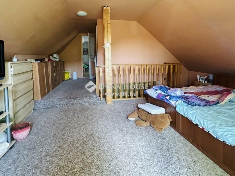 Eladó családi ház Kesztölc