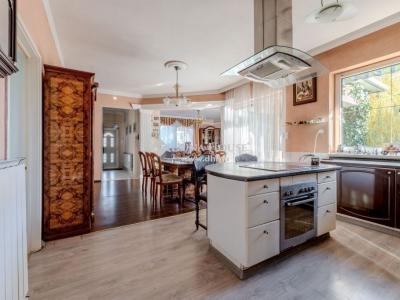 Eladó családi ház Veresegyház