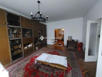 Eladó családi ház Vác