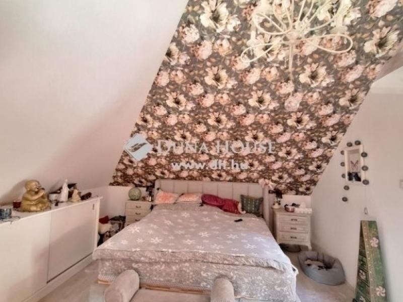 Eladó családi ház Pécs