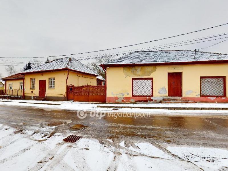 Eladó családi ház Miskolc