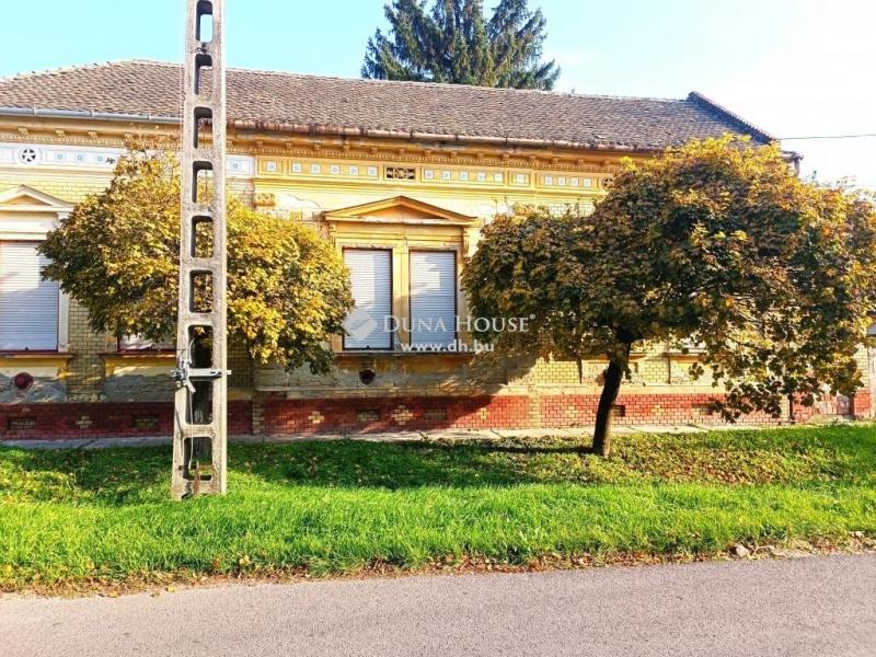 Eladó családi ház Mezőberény