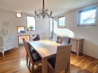 Eladó családi ház Pécs