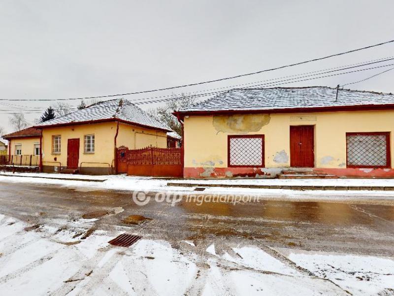 Eladó családi ház Miskolc