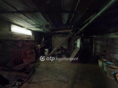 Eladó családi ház Tiszakeszi