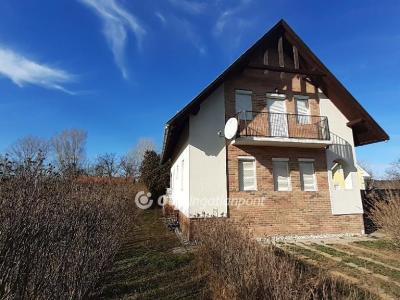 Eladó nyaraló Siófok