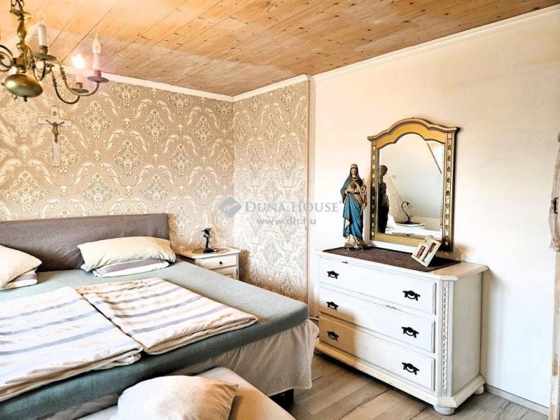 Eladó családi ház Erdősmárok