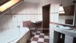 Eladó lakás Jászberény